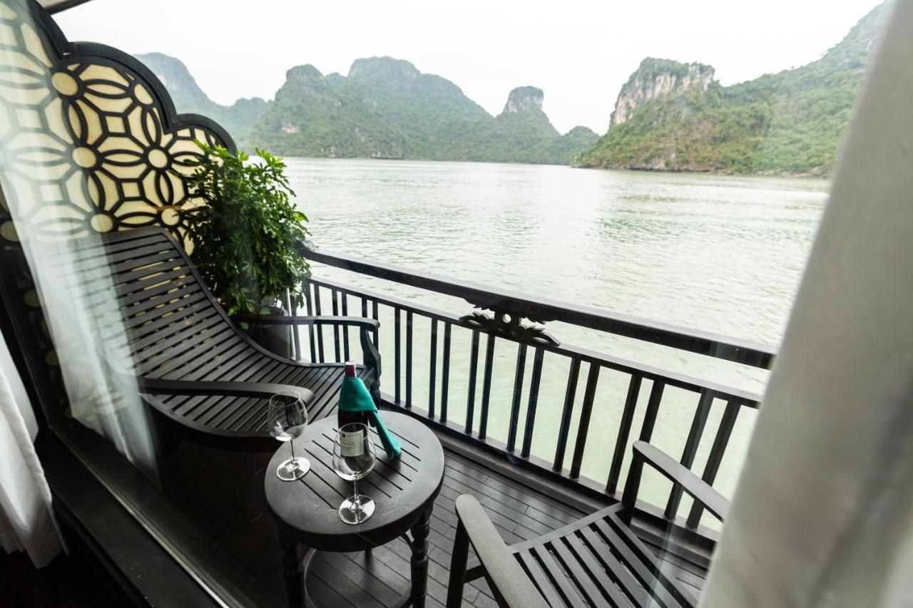 La Regina Grand Cruise Hotel Ha Long Exterior photo